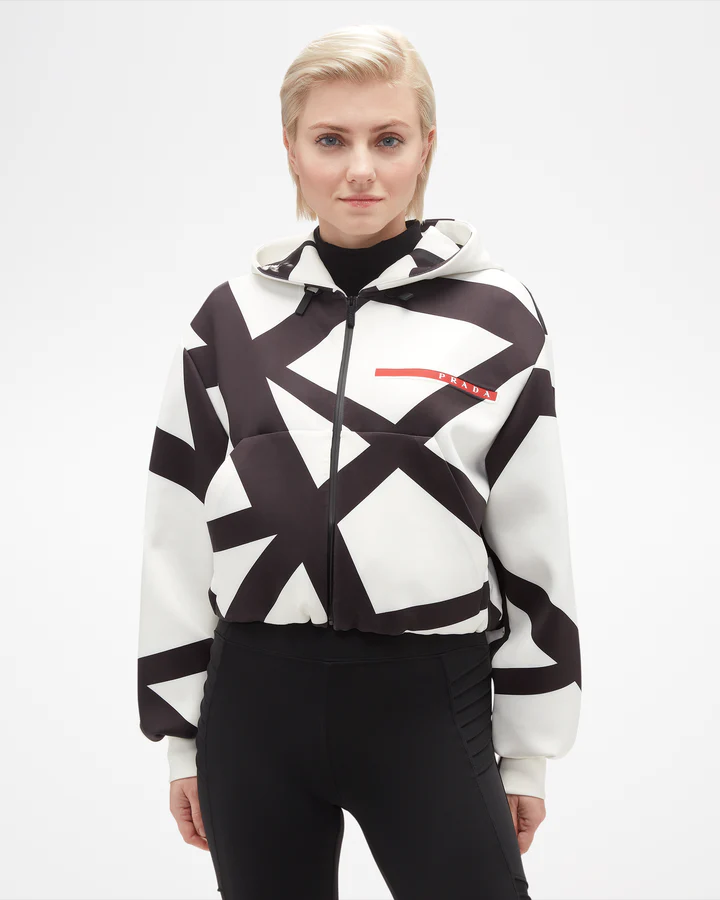 阿斯彭滑雪夹克，Prada与AspenX合作推出第三款胶囊系列