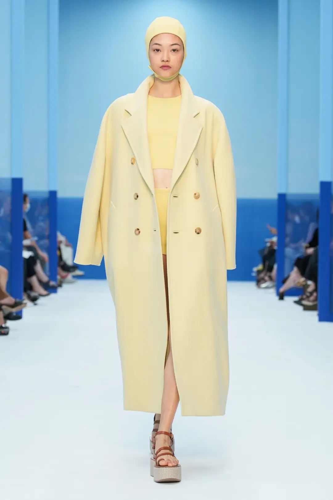 秀场直击|Max Mara23春夏-度假风渐起，春天就出发吧