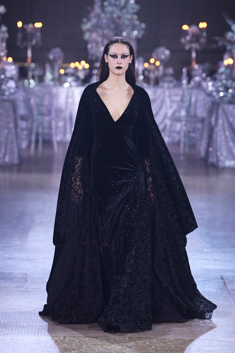 服装设计师，Rodarte 2023秋冬系列在纽约时装周发布