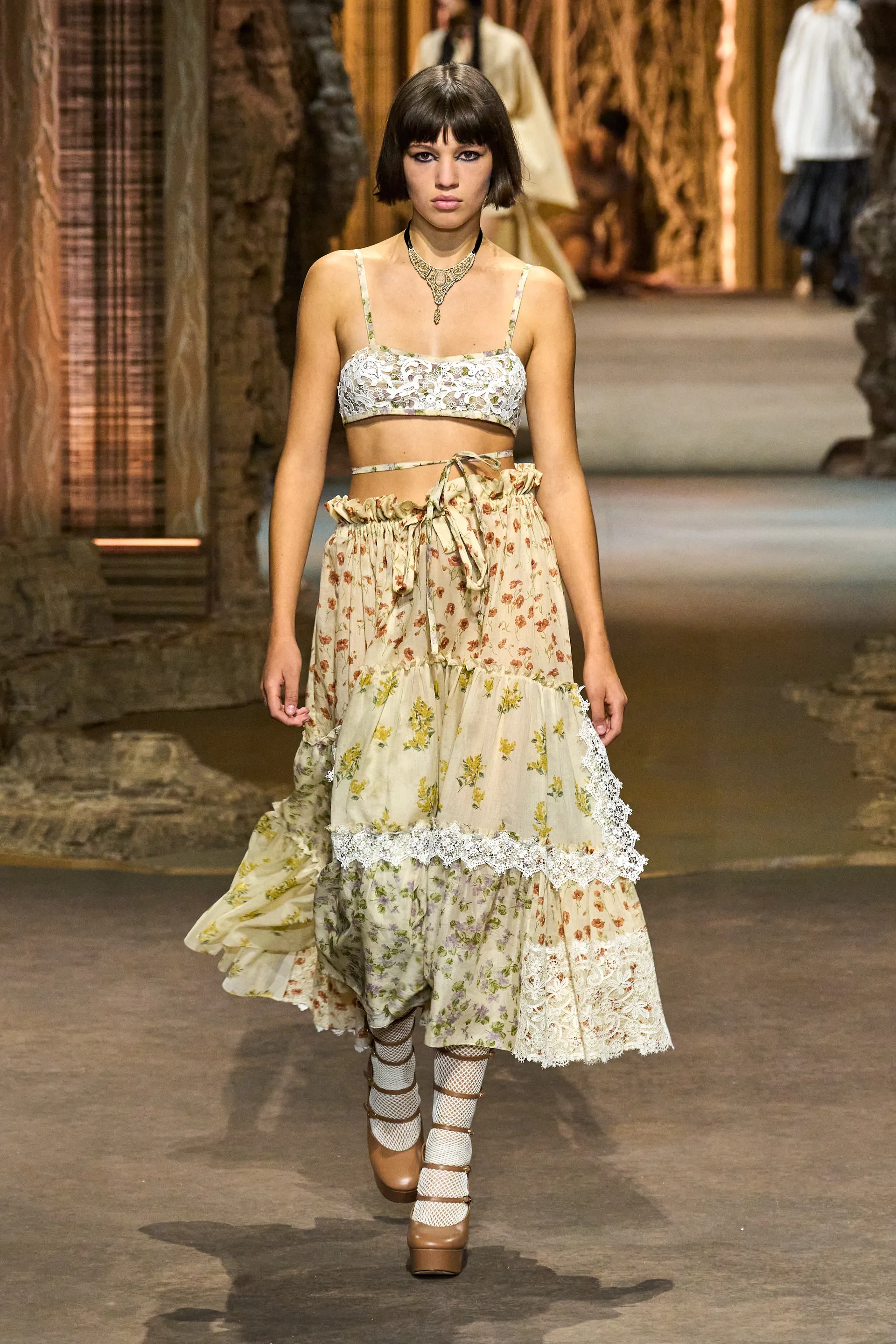 巴黎时装周|服装设计师与服装创意，Dior2023春夏系列秀