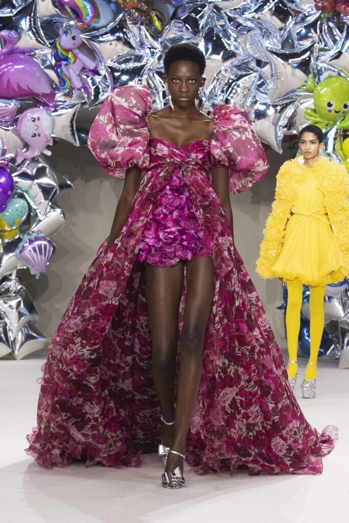 Giambattista Valli 浪漫高贵而富有层次感的服装设计