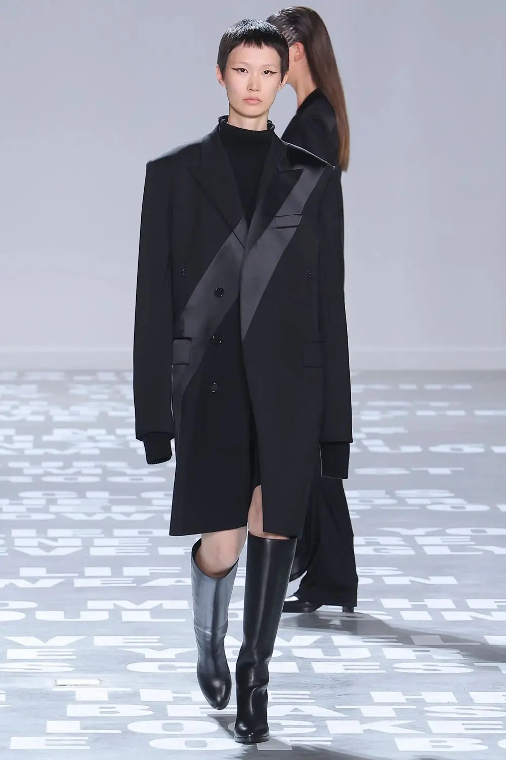 Helmut Lang2024春夏系列，汽车印花图案