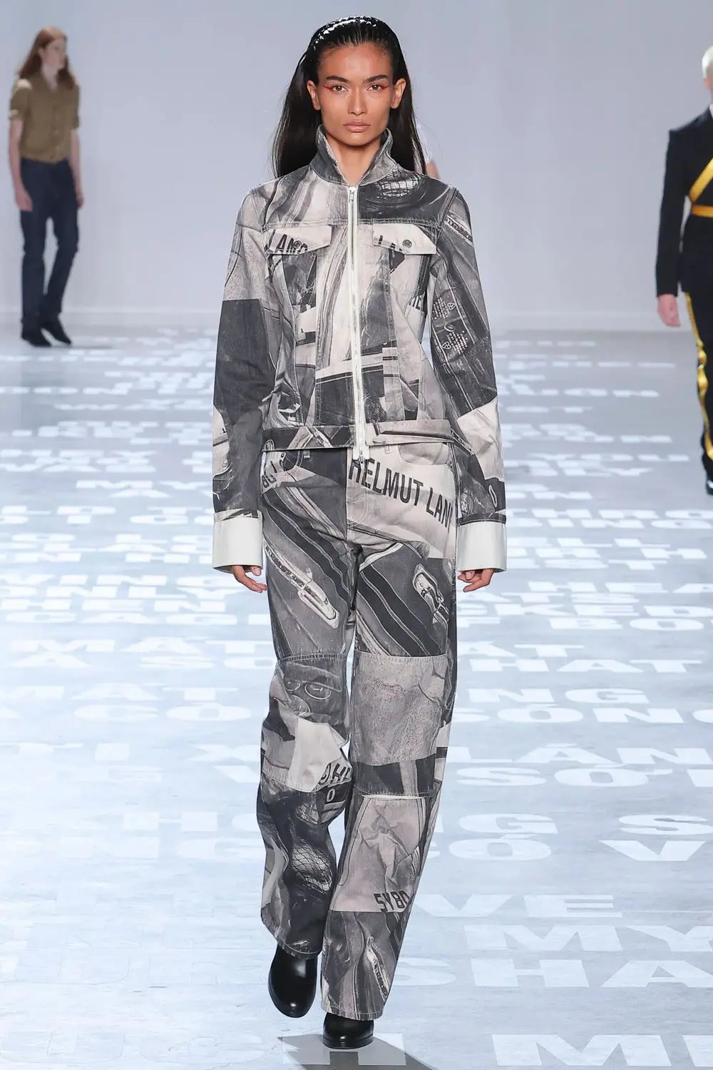 Helmut Lang2024春夏系列，汽车印花图案