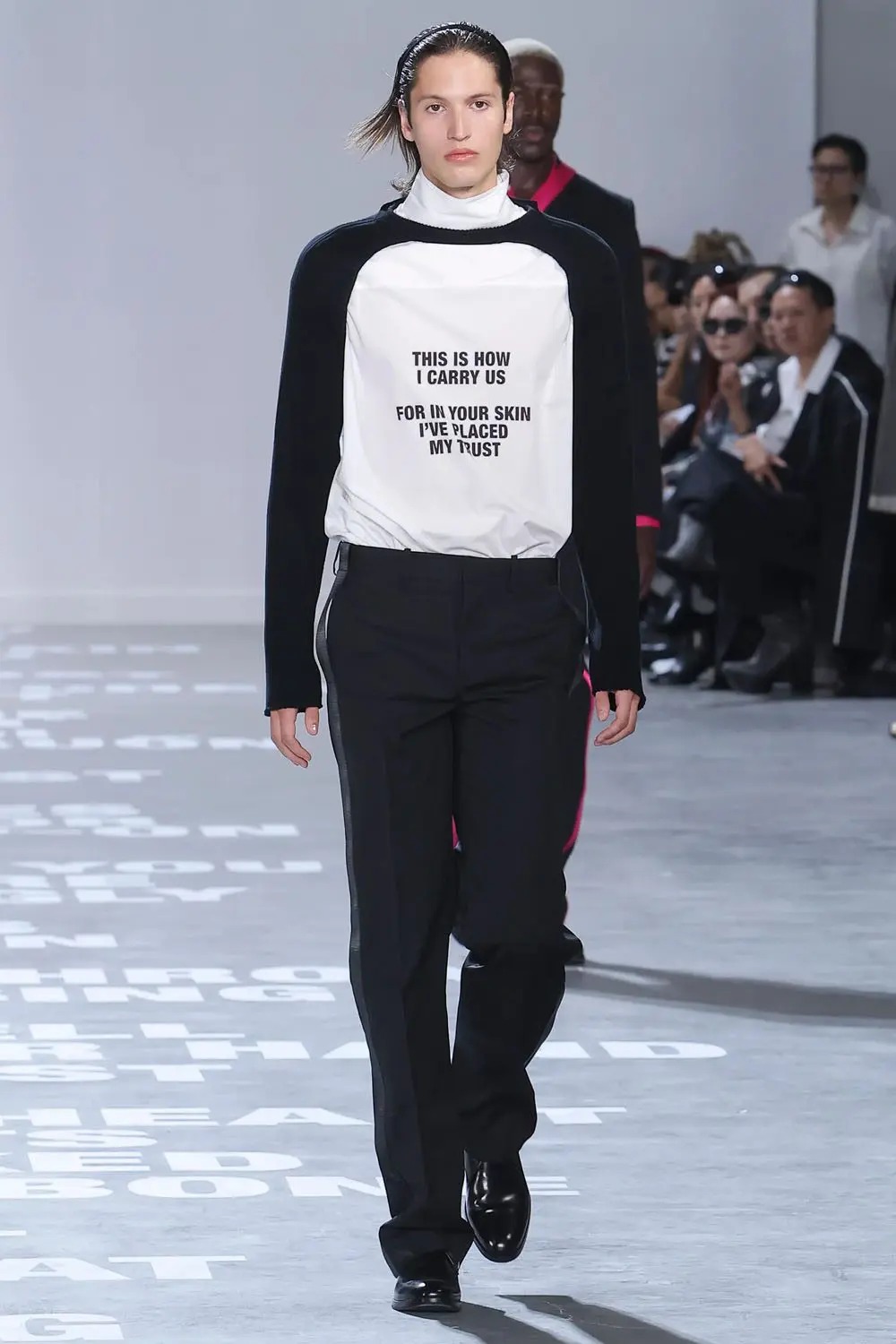 Helmut Lang2024春夏系列，汽车印花图案