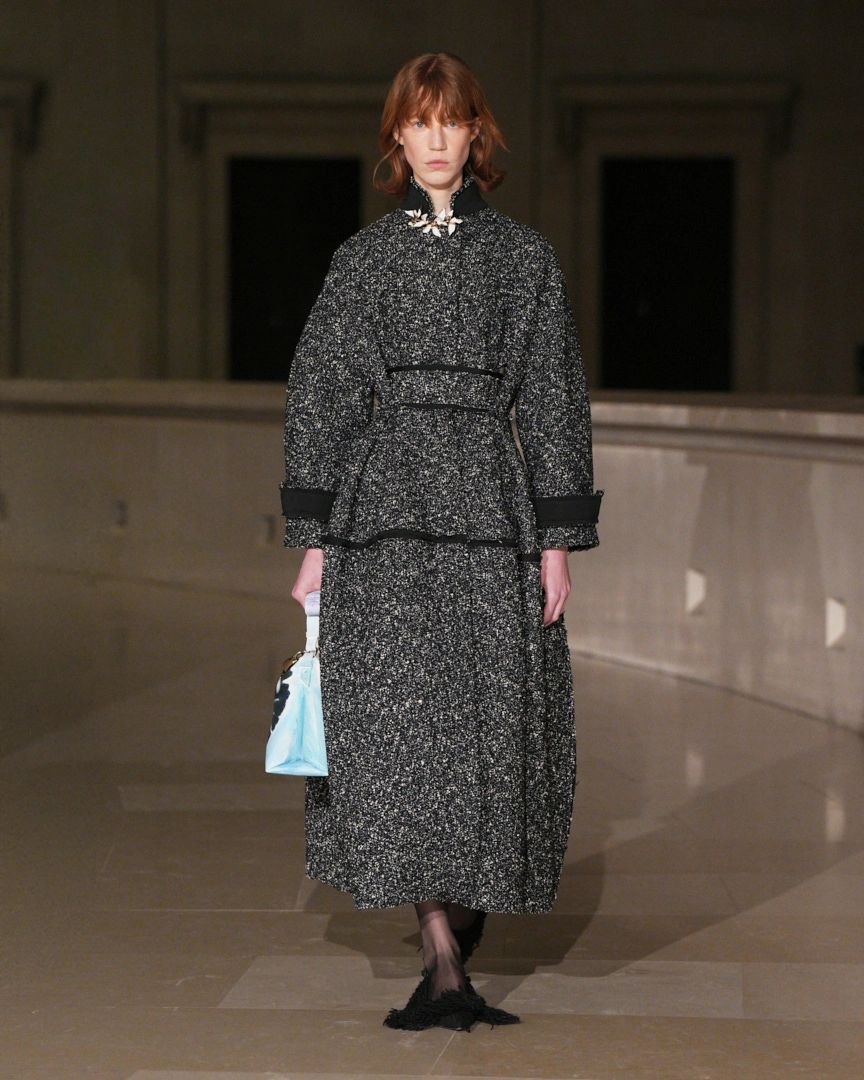 Erdem 2025秋冬系列，花卉印花图案设计