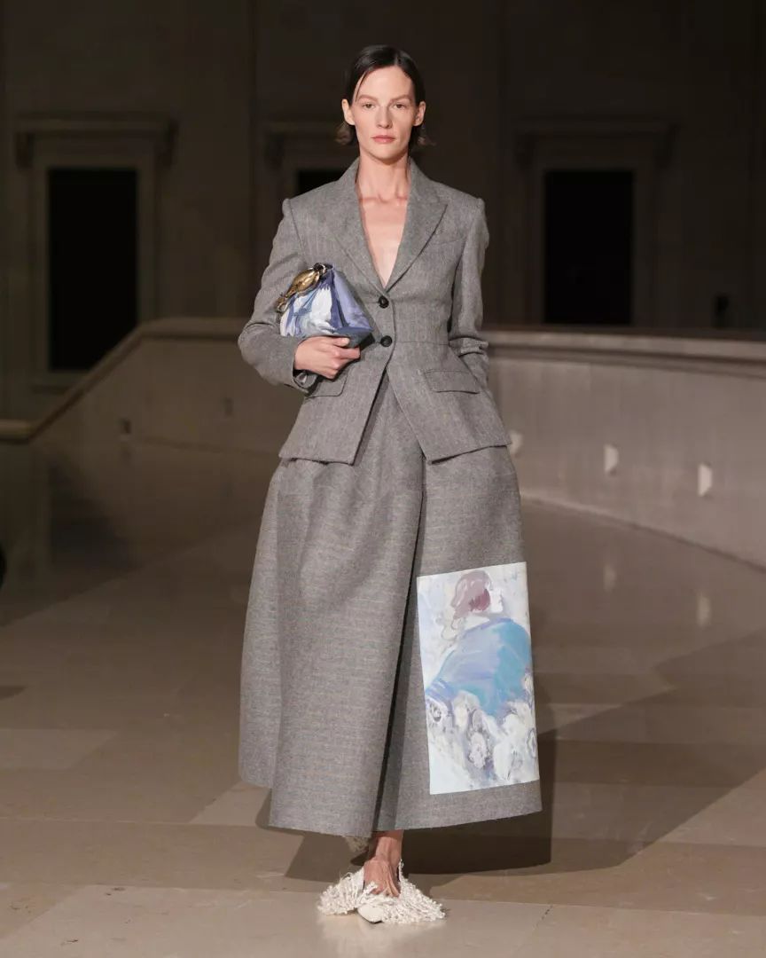 Erdem 2025秋冬系列，花卉印花图案设计