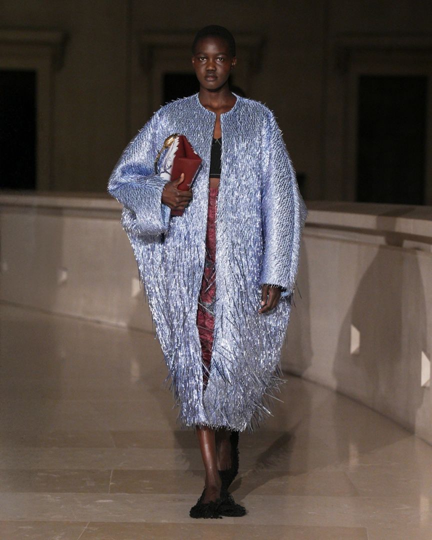 Erdem 2025秋冬系列，花卉印花图案设计